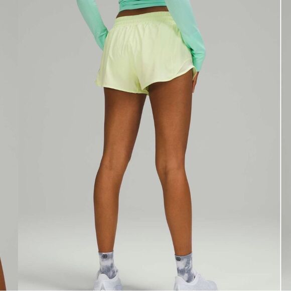 Lululemon Women’s Size‎ 8 Hotty Hot Low Rise Short 2.5" Crispin Green - Picture 5 of 9